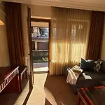 Stylish Downtown - 300m From The Gondola & Free Parking Apartment Bansko