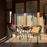 Modern Cozy Apartment - 5 Min To Gondola - Free Parking & Terrace Апартаменти *