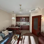 Modern Cozy Apartment - 5 Min To Gondola - Free Parking & Terrace *
