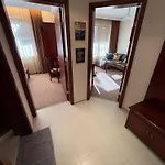 Stylish Downtown - 300m From The Gondola & Free Parking *