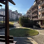 Daire Stylish Downtown - 300m From The Gondola & Free Parking