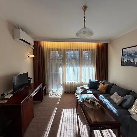 Cozy 300m To Gondola - Free Parking Апартамент *