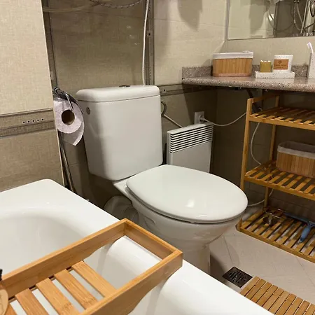 Cozy 300m To Gondola - Free Parking *