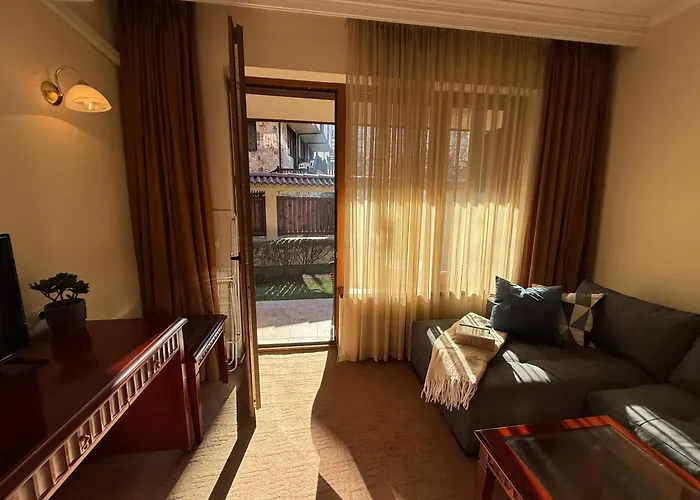 Cozy 300m To Gondola - Free Parking Apartment Bansko