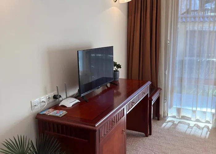 Cozy 300m To Gondola - Free Parking Apartment *