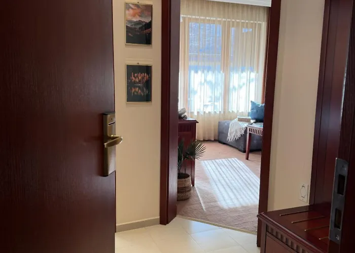 Cozy 300m To Gondola - Free Parking *