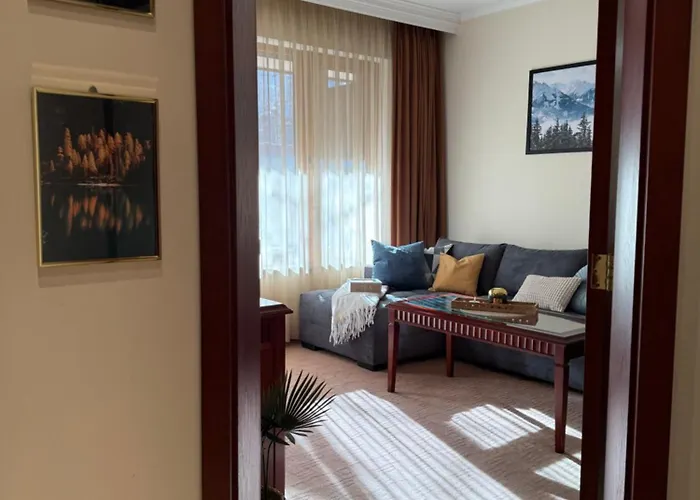 Cozy 300m To Gondola - Free Parking